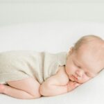 赤ちゃんが眠る ホワイトノイズを聞く